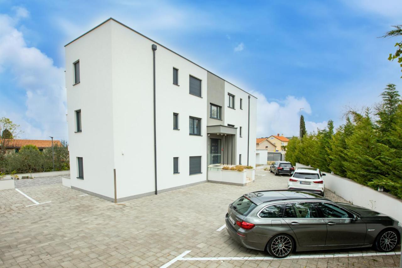 Apartment Muzini מאלינסקה מראה חיצוני תמונה