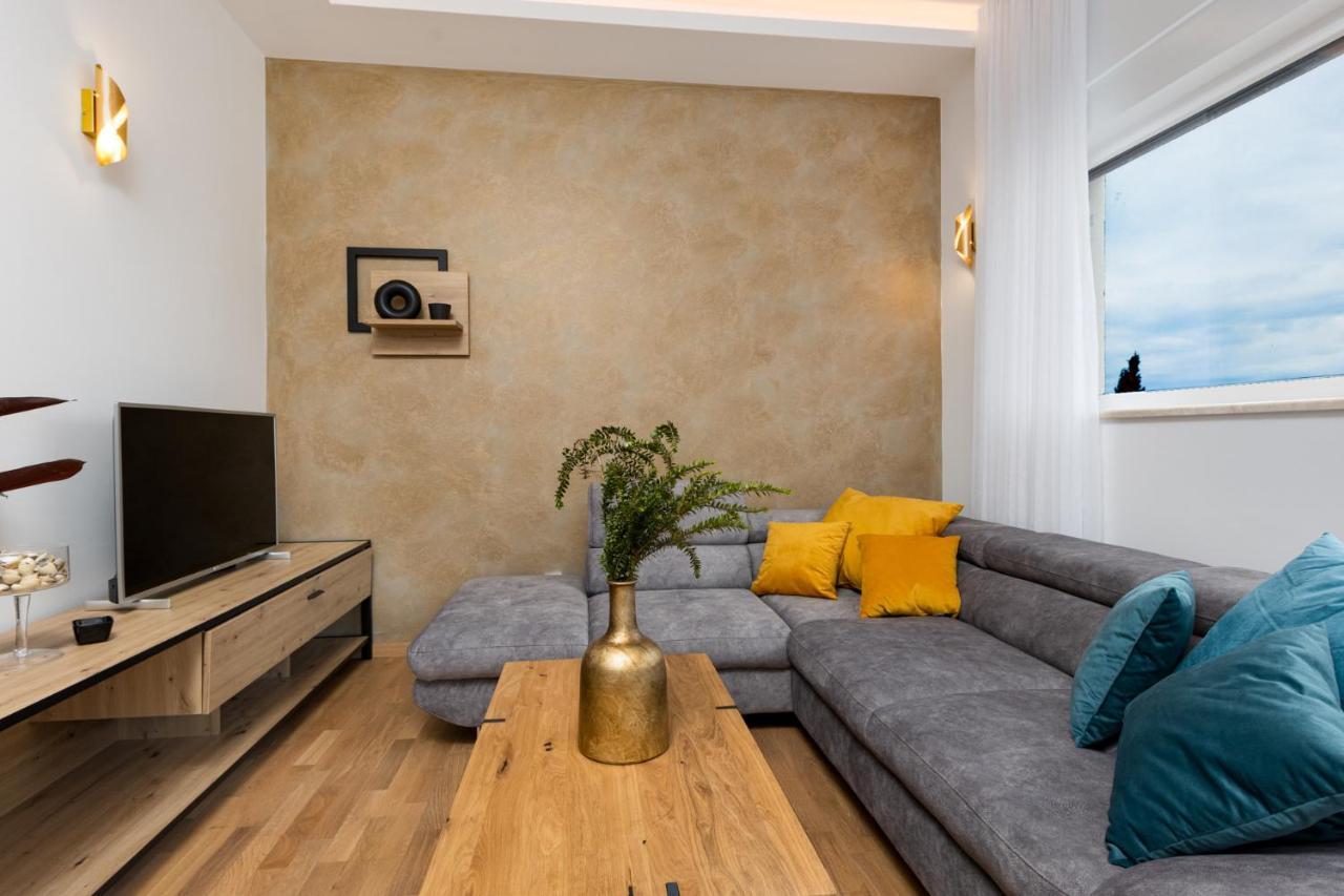 Apartment Muzini מאלינסקה מראה חיצוני תמונה